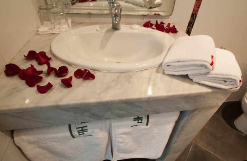 Hotel De La Paix Fez Kültér fotó